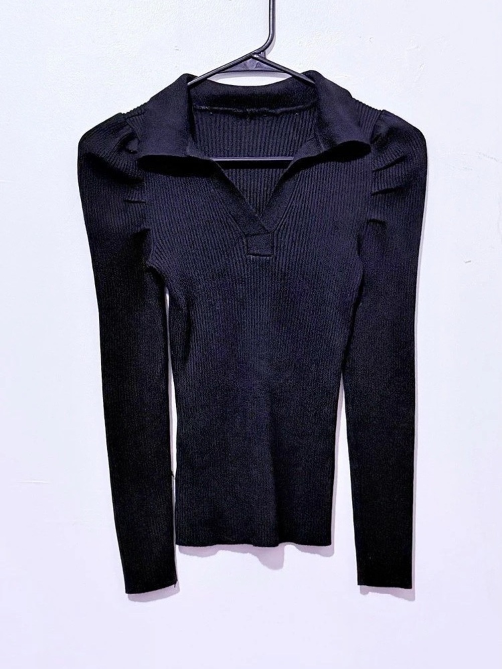 Women S Ribbed Collared Long Sleeve Top in Black
